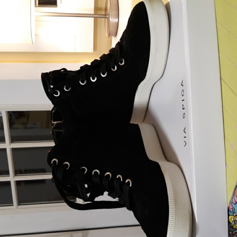 Via Spiga Black ankle high boots size 8M New